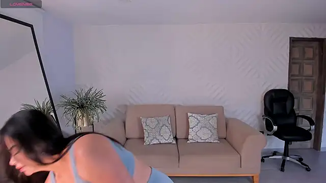 KateSunder online show from 10-18-25, 11:44