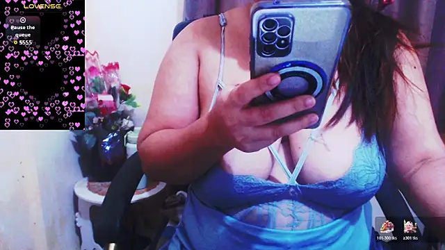 Alliayah Hollyx online show from 11-10-25, 10:42