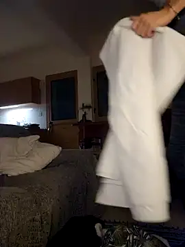 MissMialicious online show from 12-16-24, 04:49