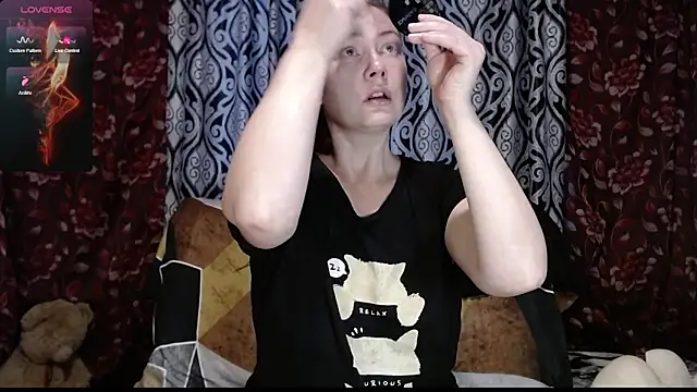 EmilyDoth online show from 09-15-25, 06:57