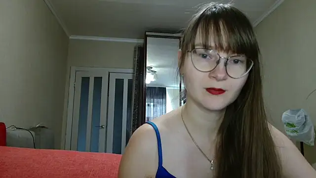 KiraGoldens online show from 10-21-25, 06:14