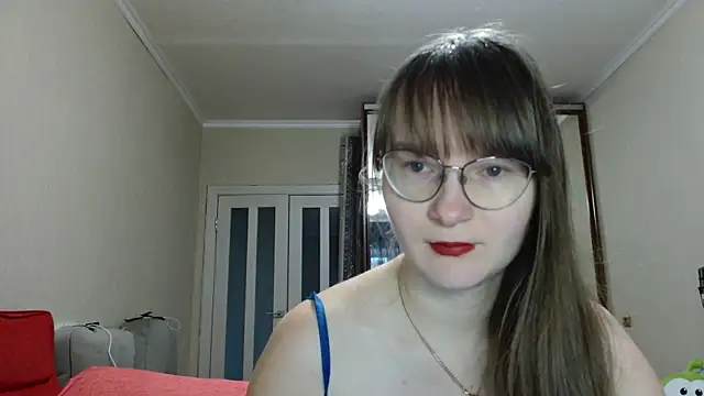 KiraGoldens online show from 11-13-25, 06:45