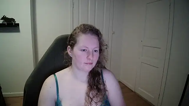Girlnina-1995 online show from 12-03-24, 10:17