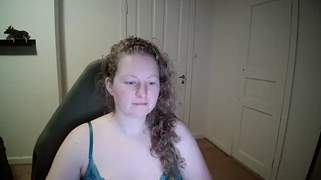 Girlnina-1995 online show from 12-03-24, 05:01