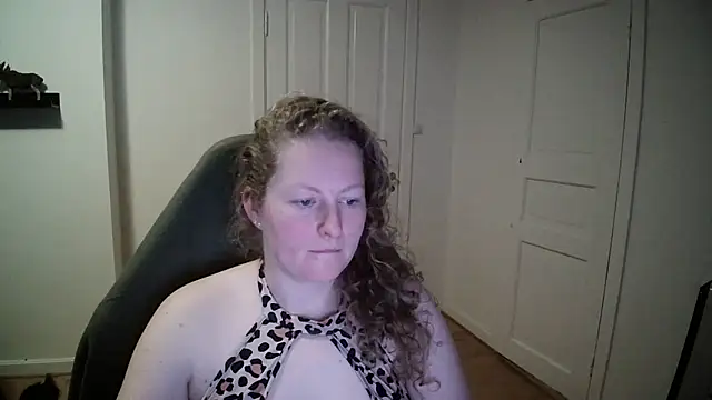 Girlnina-1995 online show from 12-05-24, 04:34