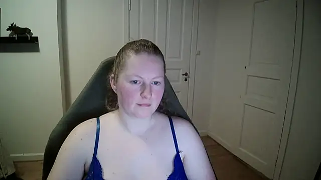 Girlnina-1995 online show from 01-06-25, 05:59