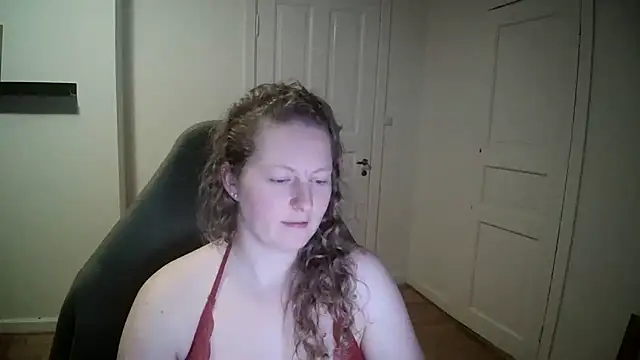 Snapshot of Girlnina-1995 chatting on 01-29-25, 08:14 Girlnina-1995 online show from 01-29-25, 08:14