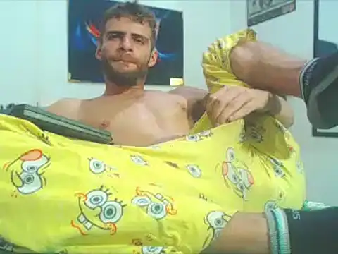 Snapshot of maihton_xx chatting on 12-18-24, 04:20 maihton xx online show from 12-18-24, 04:20