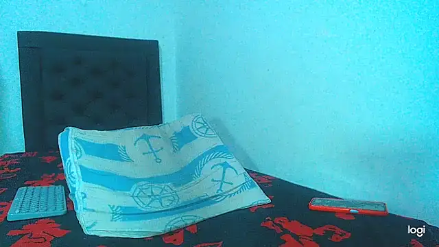 Snapshot of maihton_xx chatting on 03-15-25, 03:40 maihton xx online show from 03-15-25, 03:40