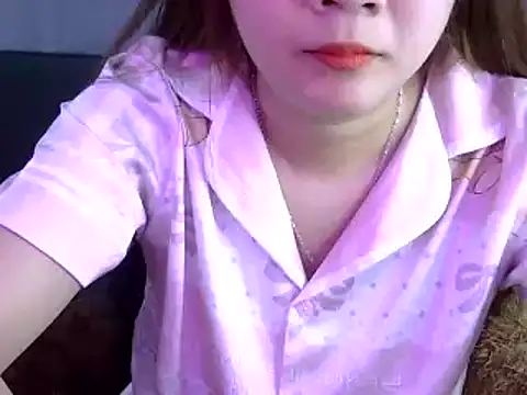 Snapshot of Bee_2k chatting on 01-03-25, 05:17 Bee 2k online show from 01-03-25, 05:17