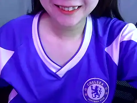 Snapshot of Bee_2k chatting on 02-08-25, 04:47 Bee 2k online show from 02-08-25, 04:47