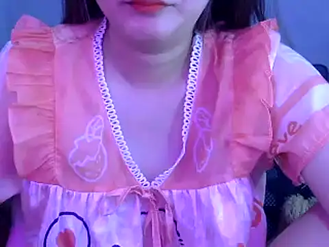 Snapshot of Bee_2k chatting on 02-25-25, 04:57 Bee 2k online show from 02-25-25, 04:57