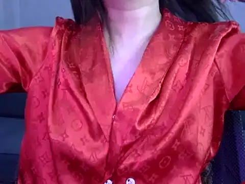 Snapshot of Bee_2k chatting on 03-04-25, 05:11 Bee 2k online show from 03-04-25, 05:11