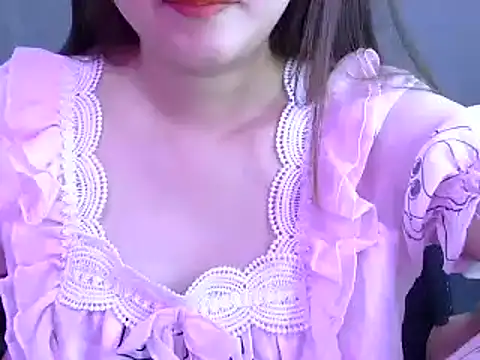 Snapshot of Bee_2k chatting on 03-11-25, 03:16 Bee 2k online show from 03-11-25, 03:16