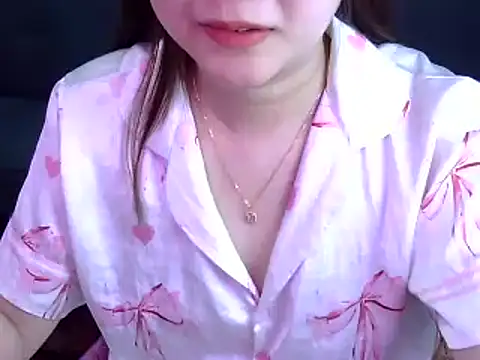 Snapshot of Bee_2k chatting on 02-02-26, 04:55 Bee 2k online show from 02-02-26, 04:55