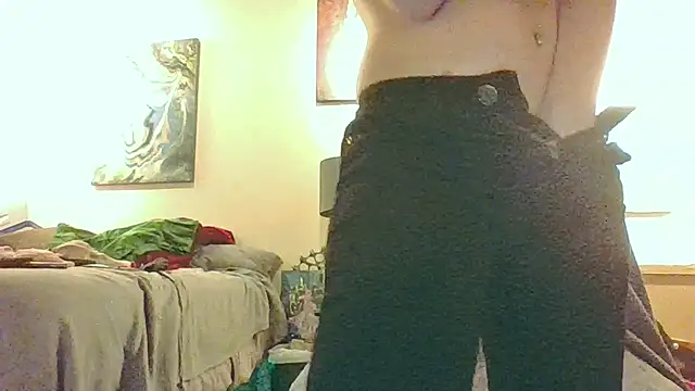 eatmeplease44 online show from 09-29-25, 06:24