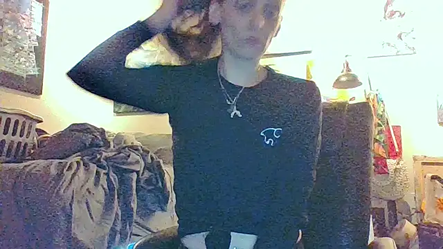 eatmeplease44 online show from 11-19-25, 04:07