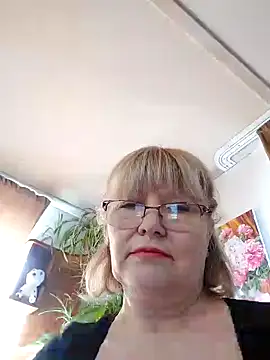 Snapshot of IrmaRose chatting on 03-23-25, 05:32 IrmaRose online show from 03-23-25, 05:32