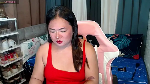 Snapshot of MagnificatMistress chatting on 12-03-24, 08:27 MagnificatMistress online show from 12-03-24, 08:27