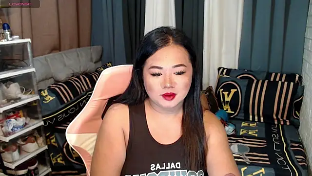 Snapshot of MagnificatMistress chatting on 01-19-25, 06:00 MagnificatMistress online show from 01-19-25, 06:00