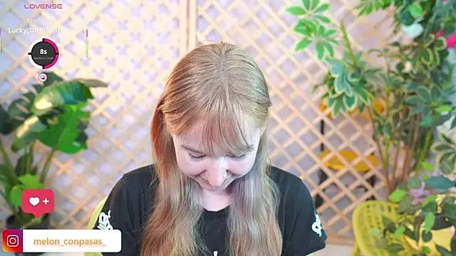 Pinkie Princes online show from 10-19-25, 04:46