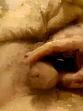 Snapshot of IZDIRAPVEREN chatting on 03-20-25, 08:19 IZDIRAPVEREN online show from 03-20-25, 08:19