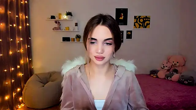 Snapshot of aPieceOfJoy chatting on 12-11-24, 12:33 aPieceOfJoy online show from 12-11-24, 12:33