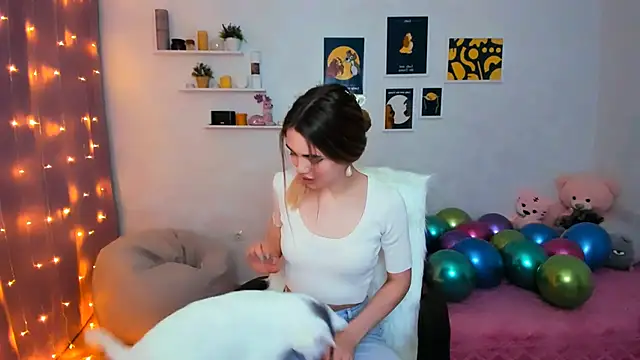 Snapshot of aPieceOfJoy chatting on 02-13-25, 04:22 aPieceOfJoy online show from 02-13-25, 04:22