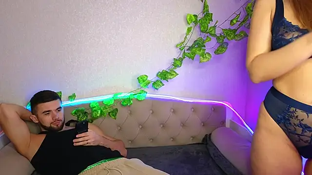 Snapshot of ParadisePleasure_ chatting on 01-20-25, 02:43 ParadisePleasure  online show from 01-20-25, 02:43