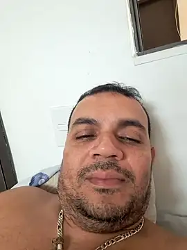 Snapshot of Ben_joseph1976 chatting on 01-01-25, 09:52 Ben joseph1976 online show from 01-01-25, 09:52