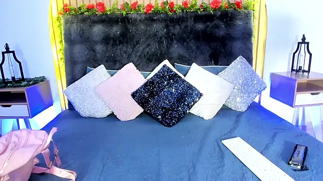 Karlagonzales  online show from 02-12-25, 07:24