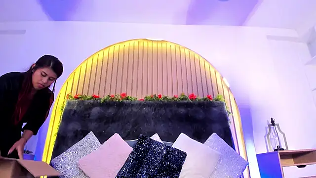 Karlagonzales  online show from 02-22-25, 11:35