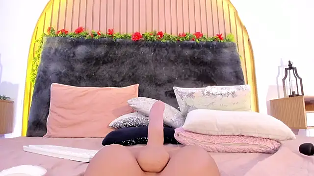 Karlagonzales  online show from 02-23-25, 05:18