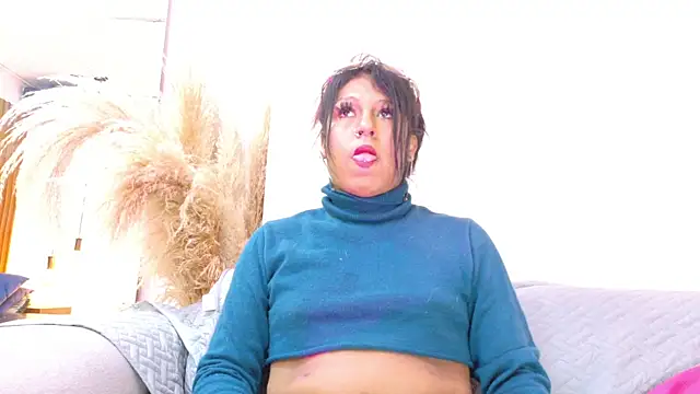 SilvanaCapelli online show from 12-15-25, 07:40