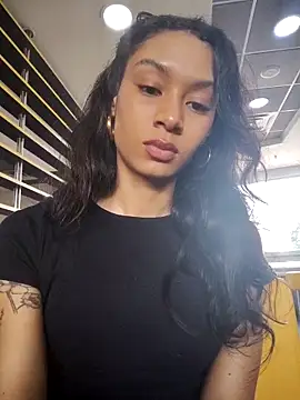 Leaberry online show from 12-16-25, 03:50