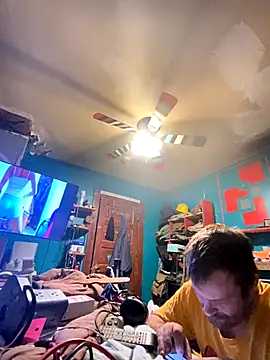 Snapshot of charactrzero chatting on 01-08-26, 11:07 charactrzero online show from 01-08-26, 11:07