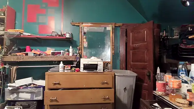 Snapshot of charactrzero chatting on 02-05-26, 02:27 charactrzero online show from 02-05-26, 02:27