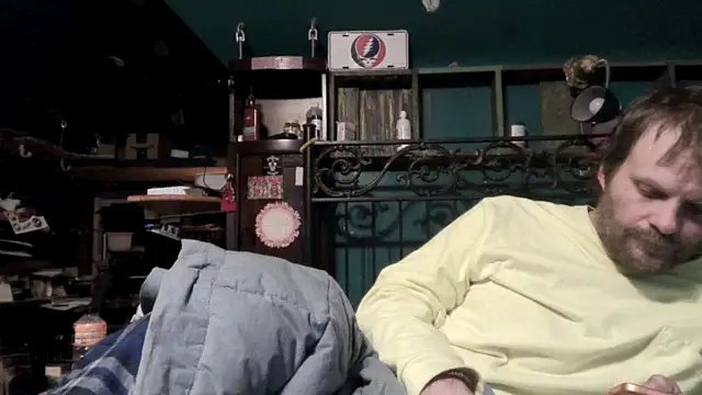 Snapshot of charactrzero chatting on 02-10-26, 05:00 charactrzero online show from 02-10-26, 05:00