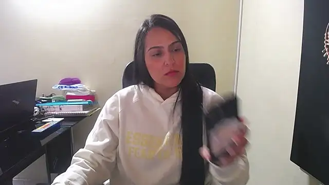 kendall 52 online show from 10-13-25, 12:27