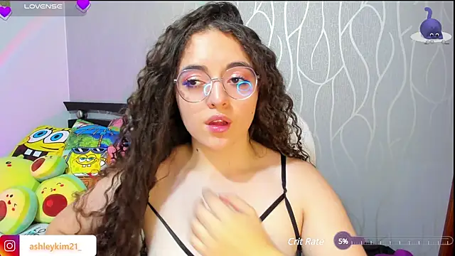 AshleyKim  online show from 02-10-25, 11:45