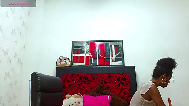 Snapshot of LexiStone_ chatting on 02-12-25, 09:01 LexiStone  online show from 02-12-25, 09:01