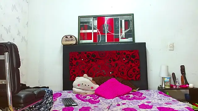 Snapshot of LexiStone_ chatting on 03-17-25, 05:45 LexiStone  online show from 03-17-25, 05:45