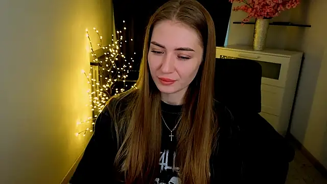 Adelyna Bird online show from 03-05-26, 07:37