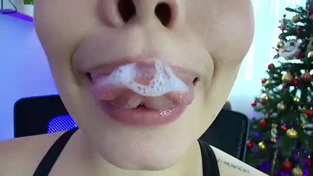 lisbet21x online show from 01-14-25, 07:00