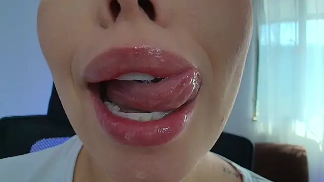 lisbet21x online show from 01-25-25, 02:03