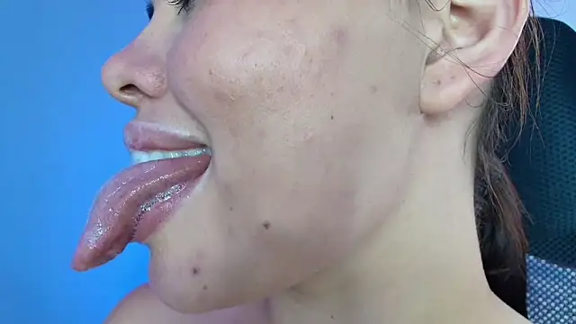 lisbet21x online show from 02-06-25, 10:00