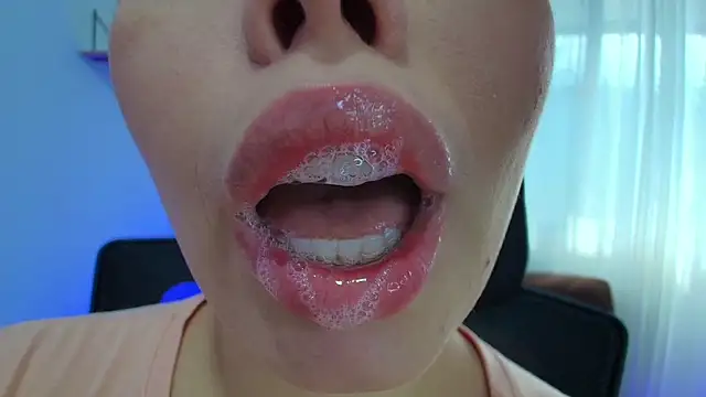 lisbet21x online show from 02-08-25, 02:05