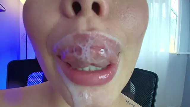 lisbet21x online show from 02-18-25, 09:53