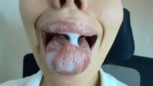 lisbet21x online show from 09-28-25, 10:37