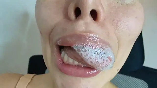 lisbet21x online show from 09-29-25, 11:09